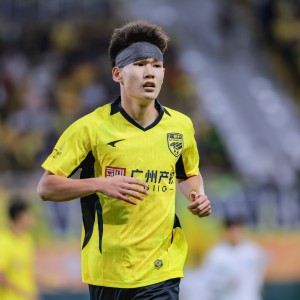 九游游戏中心-广州豹官方：杨浩眉弓伤口缝合30余针，预计5-7天后拆线