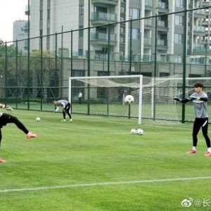 广州队热身2比2亚泰 阿兰回归首球埃里克破门